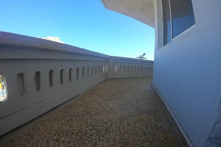 Pool 10 of 17
