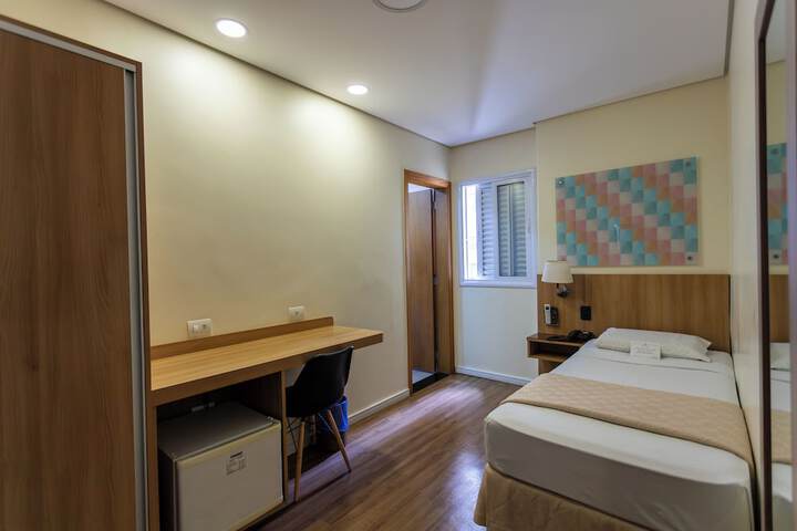 Room 11 of 43
