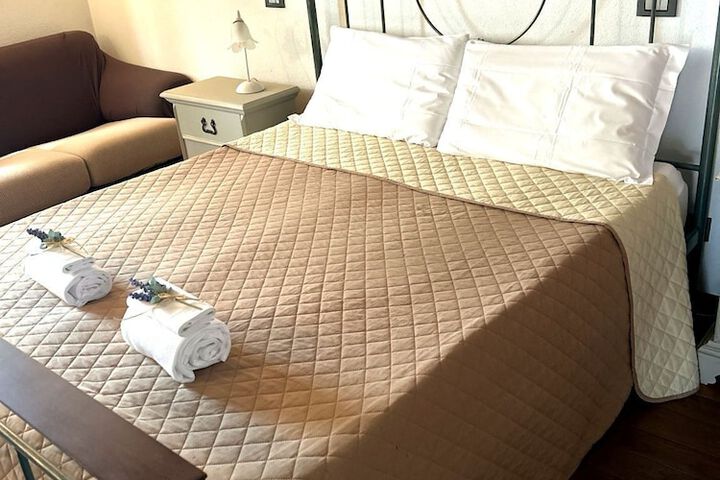 Room 21 of 74
