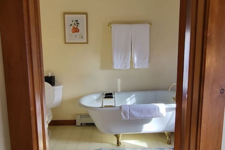 Room 19 of 35