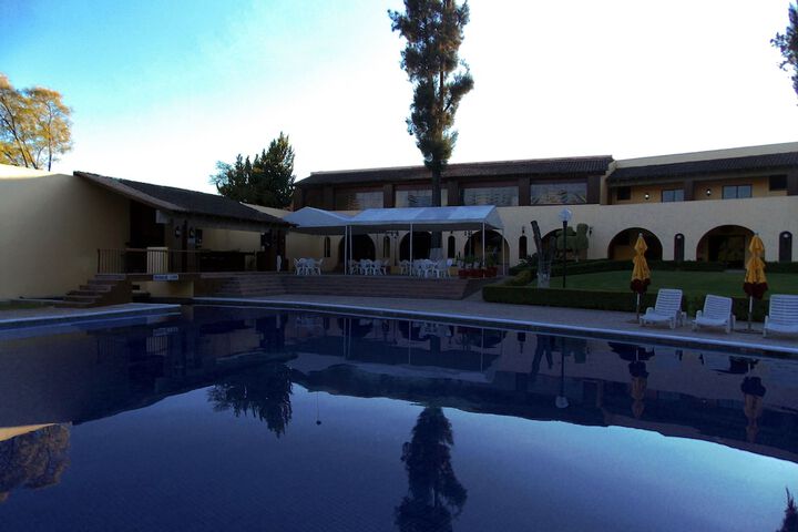 Hotel with Pool