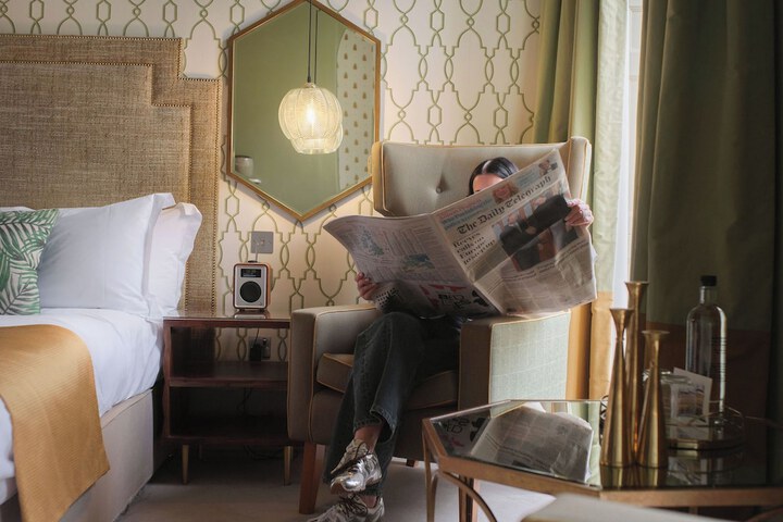 Room 42 of 101