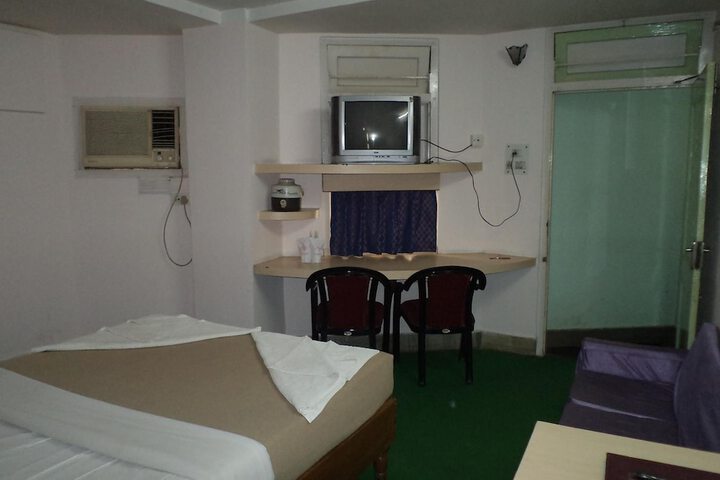 Room 25 of 71