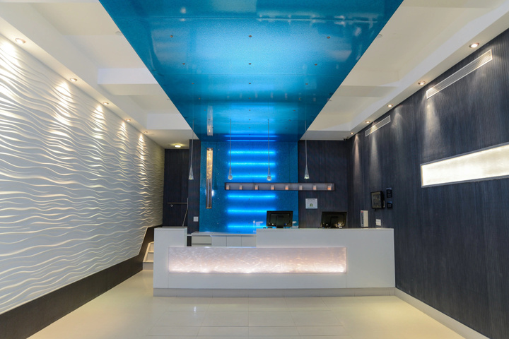 hotel_rooms
