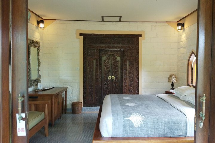 Room 14 of 88