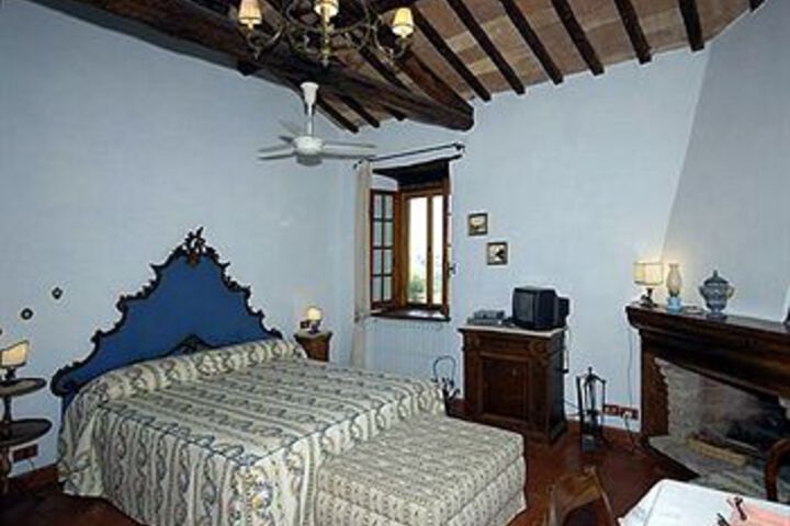 Room 13 of 31