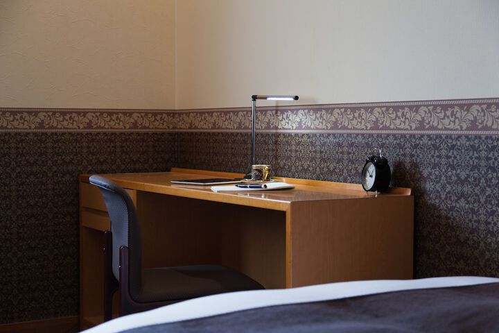 Room 12 of 74