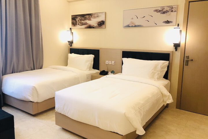 Room 21 of 39