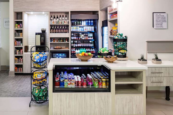 Snack bar