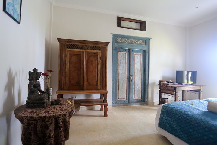 Room 12 of 86