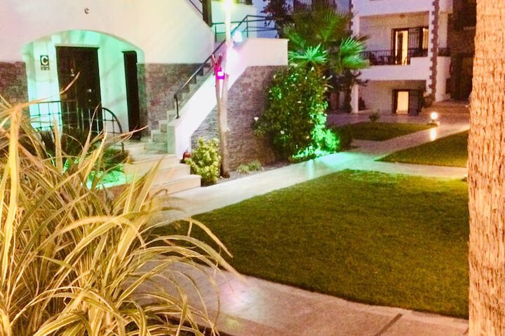Hotel Exterior 132 of 159
