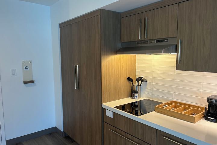 Room 20 of 100