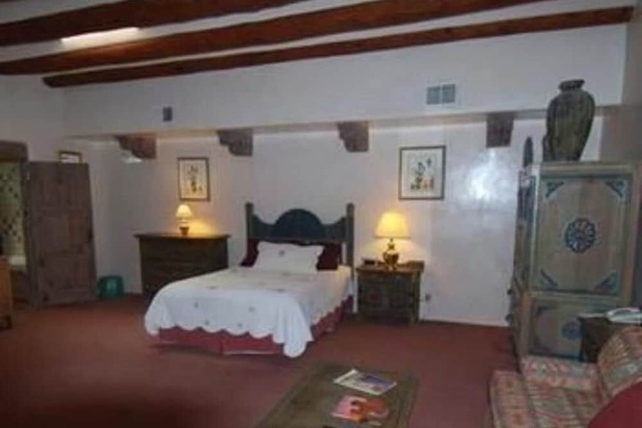 Room 11 of 62