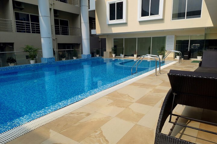 Pool 52 of 71