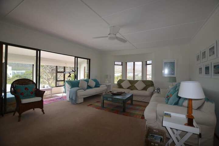 Room 14 of 22