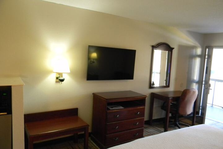2 Double Beds (2 of 6)