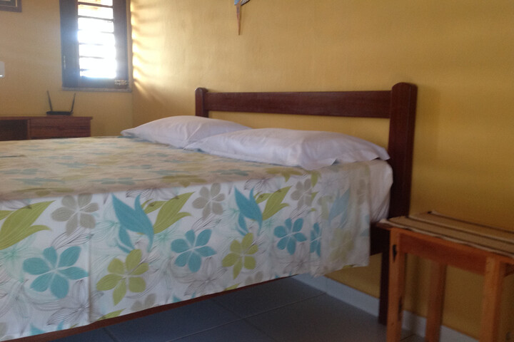 Room 5 of 14