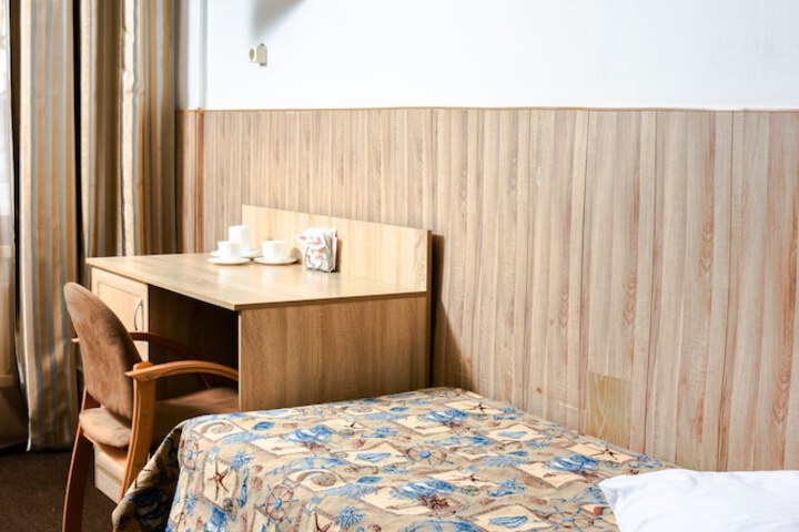 Room 12 of 31