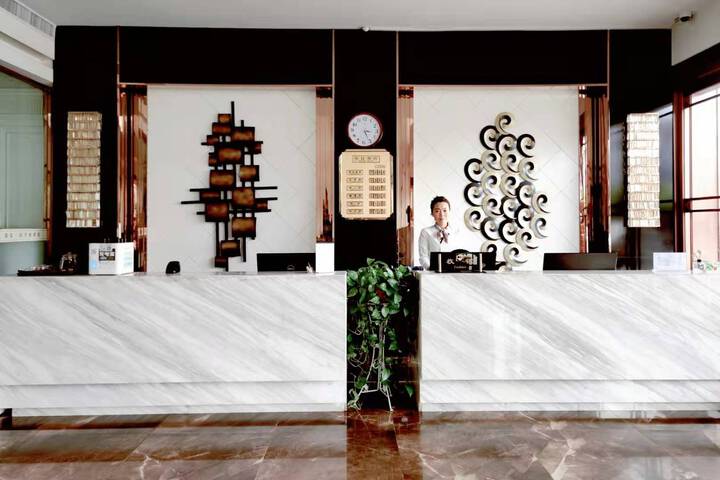 Hotel Interior 9 of 19