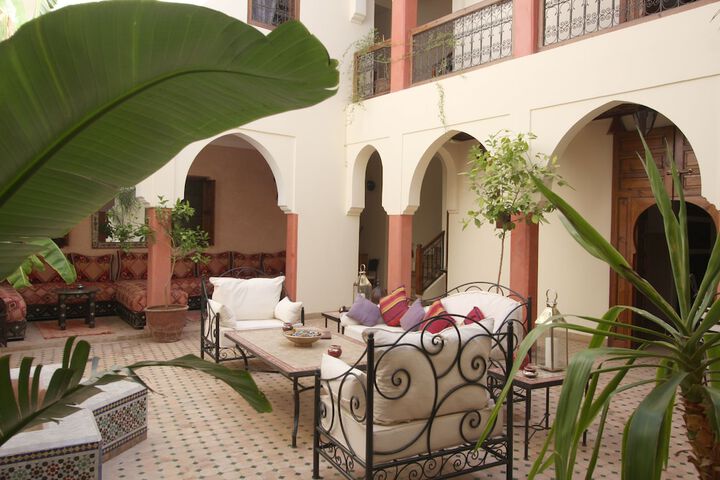 Guest Lobby