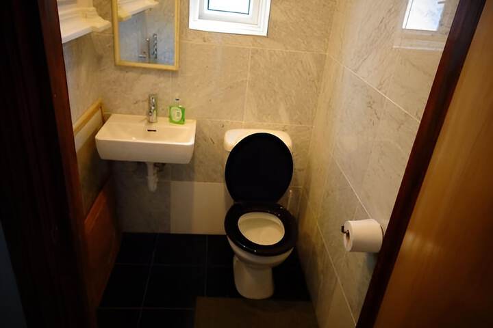 Clean Restrooms