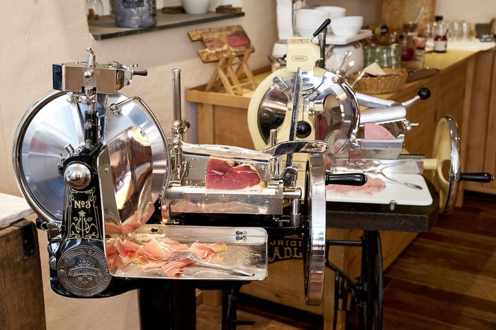 Breakfast/Coffee Service 17 of 32