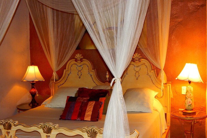 Room 5 of 54