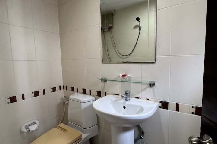 Room 20 of 27