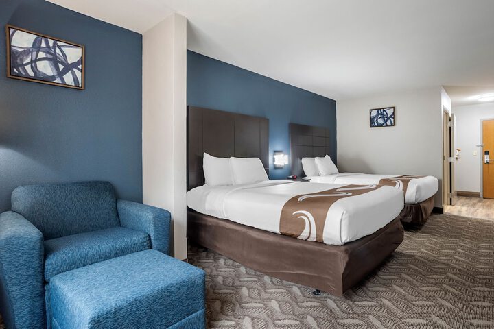 Room 20 of 68
