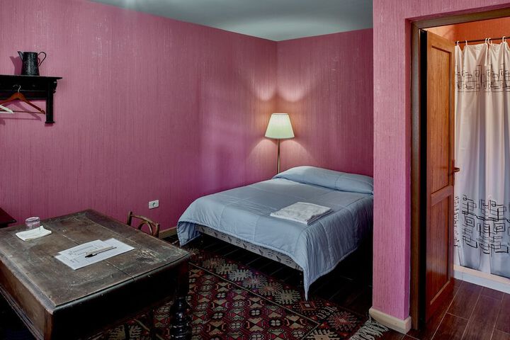 Room 3 of 12