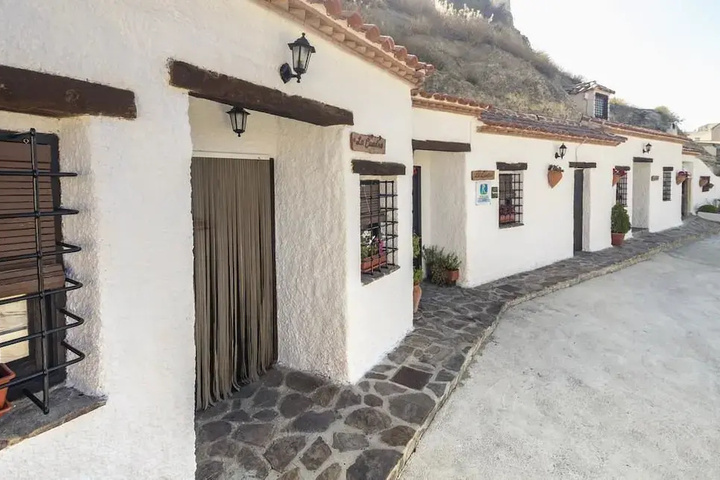 Casa Rural Cuevas de la Luz