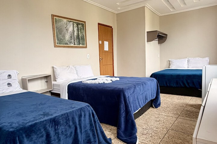 Room 37 of 66