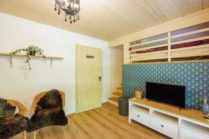 Room 15 of 35