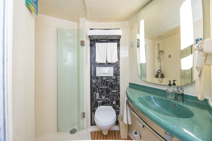 Bath Interior