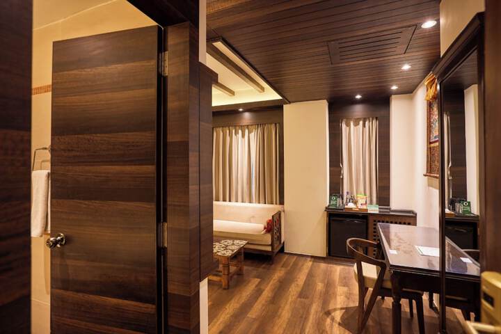 Room 30 of 118