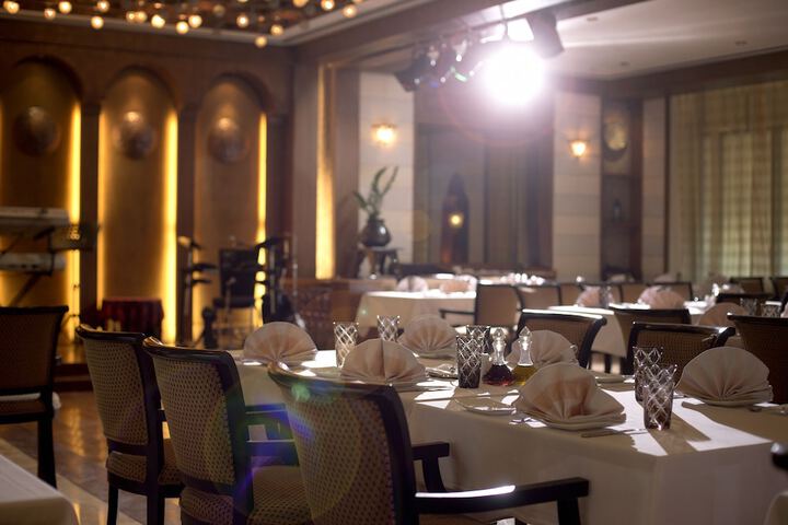 Dining 126 of 180