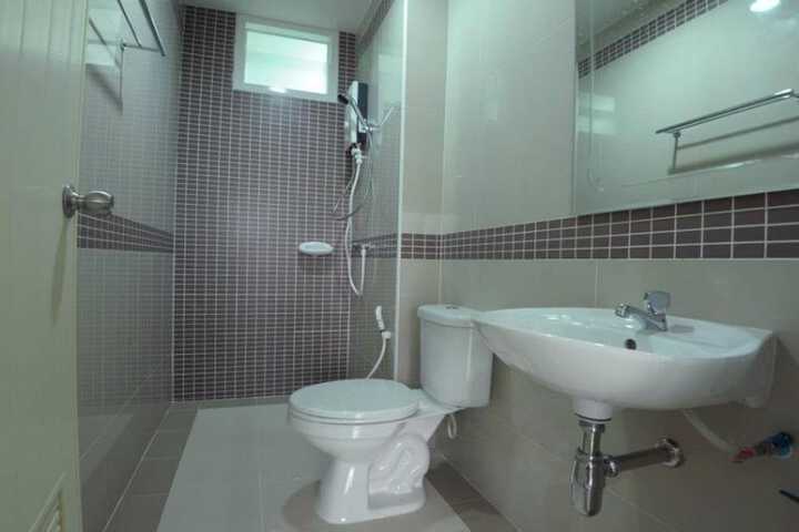 Room 16 of 23