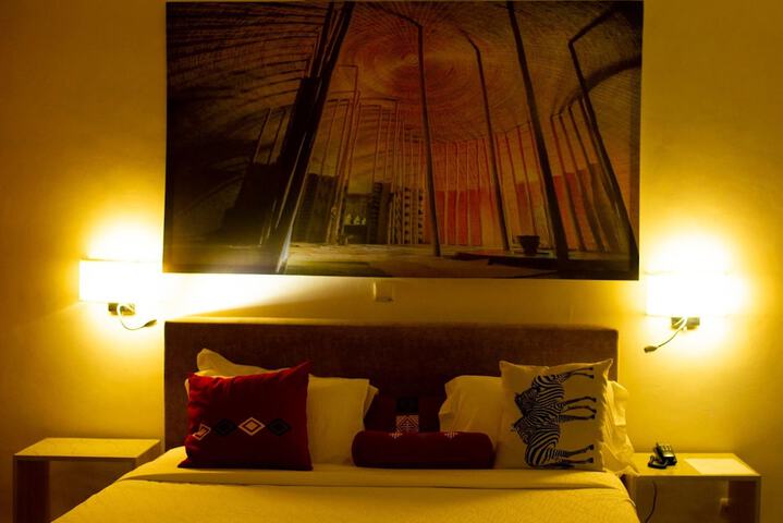 Room 4 of 26