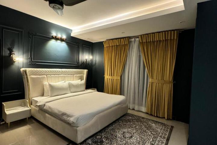 Villa Vista Suites