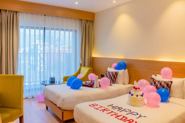 Room 16 of 35