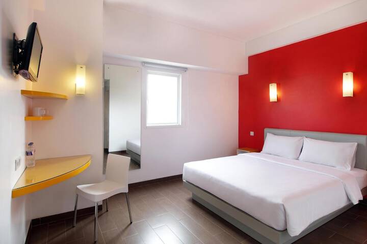 Room 7 of 20