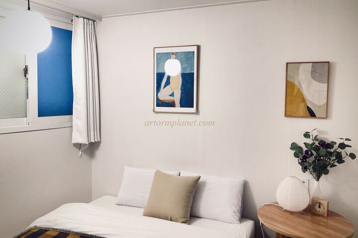 Room 26 of 73