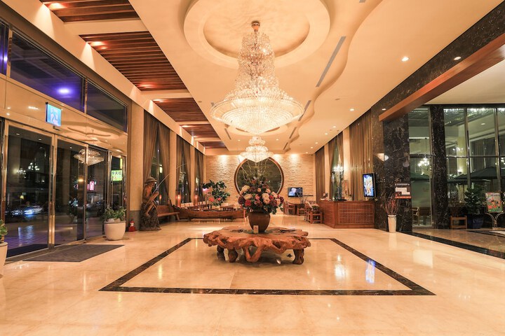 Hotel Interior 5 of 37