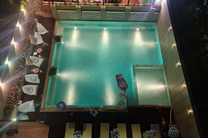 Pool 68 of 124