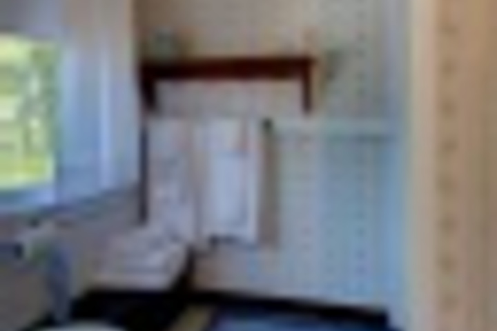 Room 76 of 408