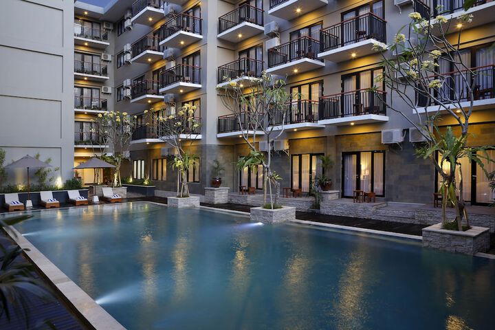 Pools & Facilities