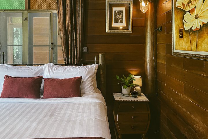 Room 4 of 51