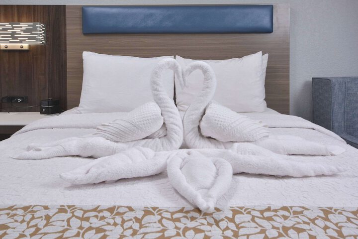 2 Queen Beds (33 of 38)
