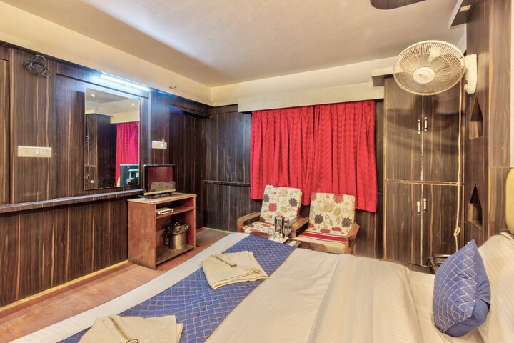Room 58 of 133