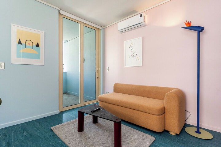 Room 51 of 104